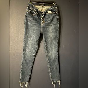 Judy blue women’s skinny jeans 13/31